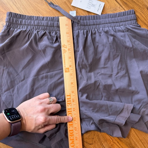 NWT Halara Athletic Shorts Women’s XL Purple - Picture 6 of 8